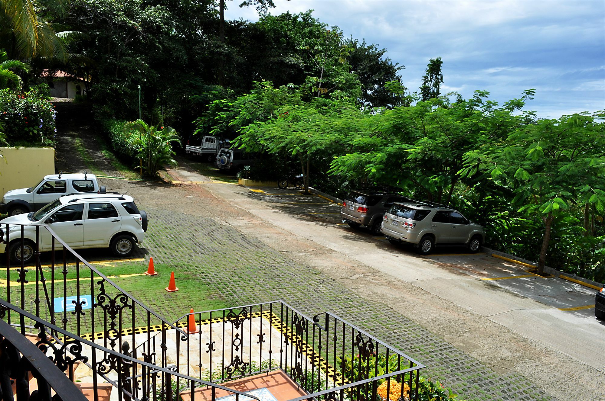 Hotel Cuna del Angel Dominical Buitenkant foto